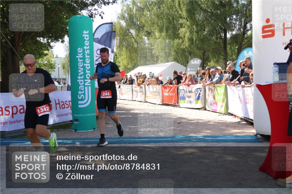 07.09.2025 - 19. Norderstedt Triathlon Zöllner http://msf.ph/oto/8784831 07.09.2025 13:12:01 Ziel 244, 1342 meine-sportfotos.de
