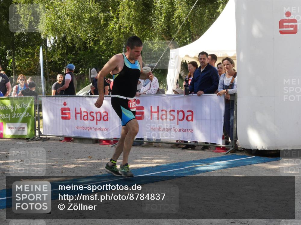07.09.2025 - 19. Norderstedt Triathlon Zöllner http://msf.ph/oto/8784837 07.09.2025 12:28:17 Ziel 1332 meine-sportfotos.de