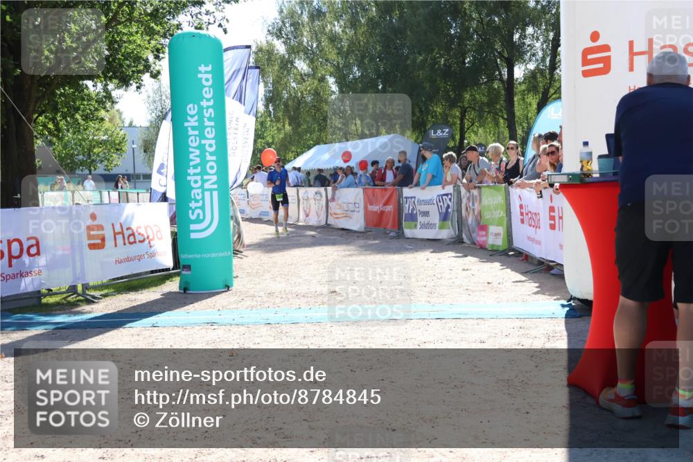 07.09.2025 - 19. Norderstedt Triathlon Zöllner http://msf.ph/oto/8784845 07.09.2025 15:25:06 Ziel 1008, 1401 meine-sportfotos.de