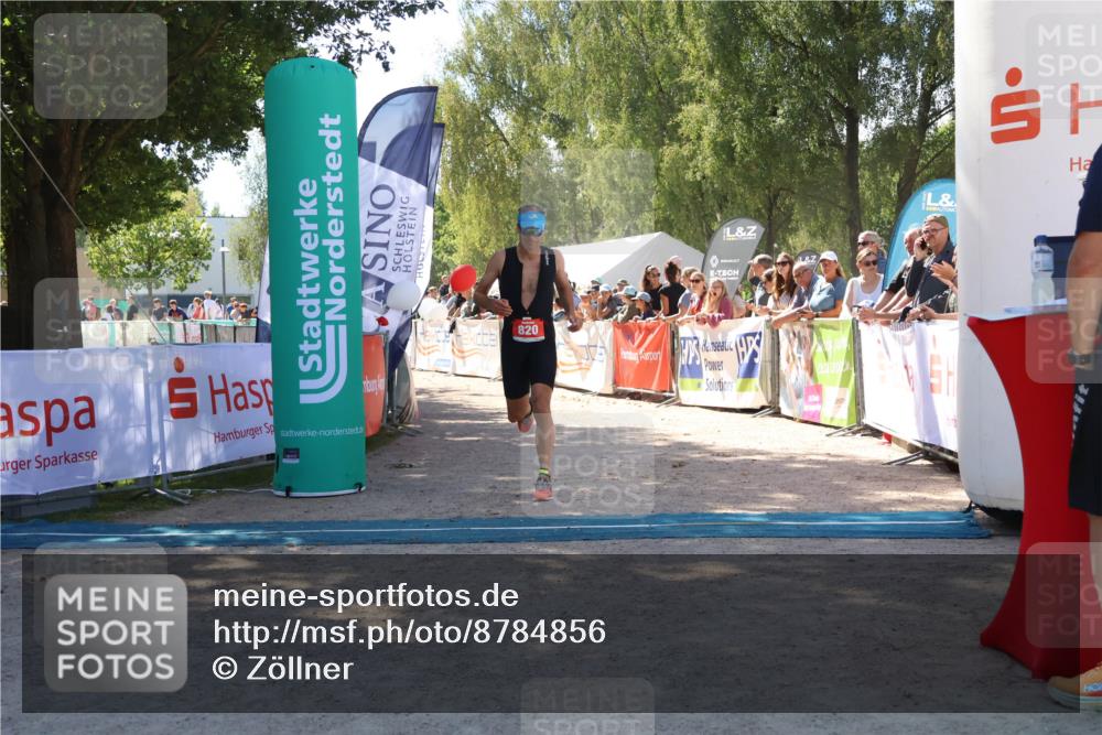 07.09.2025 - 19. Norderstedt Triathlon Zöllner http://msf.ph/oto/8784856 07.09.2025 13:12:10 Ziel 820 meine-sportfotos.de