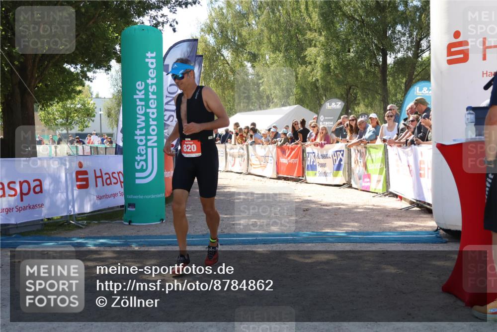 07.09.2025 - 19. Norderstedt Triathlon Zöllner http://msf.ph/oto/8784862 07.09.2025 13:12:11 Ziel 820 meine-sportfotos.de