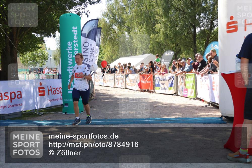 07.09.2025 - 19. Norderstedt Triathlon Zöllner http://msf.ph/oto/8784916 07.09.2025 13:12:26 Ziel 169, 700 meine-sportfotos.de