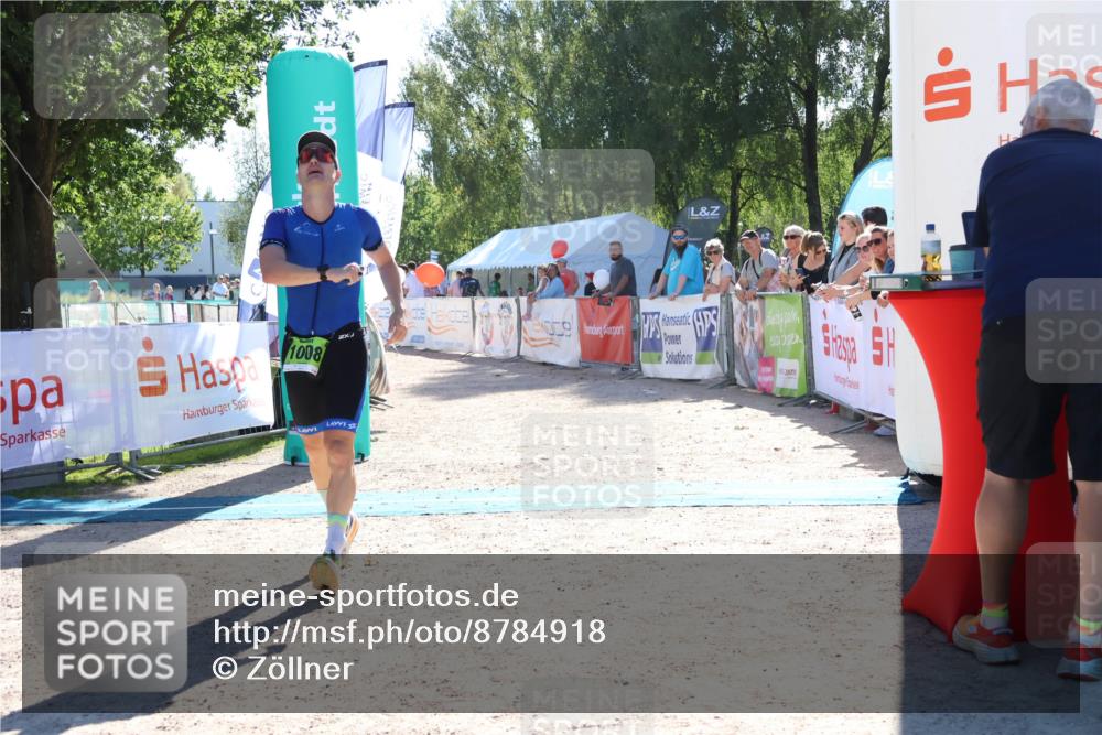 07.09.2025 - 19. Norderstedt Triathlon Zöllner http://msf.ph/oto/8784918 07.09.2025 15:25:10 Ziel 1008, 1401 meine-sportfotos.de