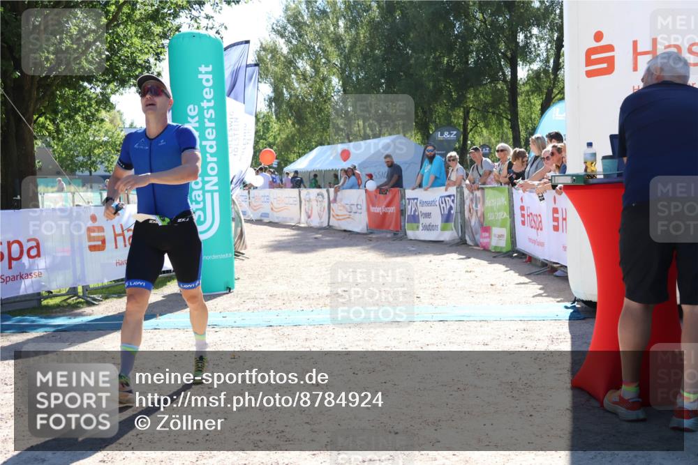07.09.2025 - 19. Norderstedt Triathlon Zöllner http://msf.ph/oto/8784924 07.09.2025 15:25:11 Ziel 1008 meine-sportfotos.de