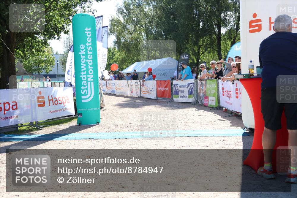 07.09.2025 - 19. Norderstedt Triathlon Zöllner http://msf.ph/oto/8784947 07.09.2025 15:25:45 Ziel  meine-sportfotos.de