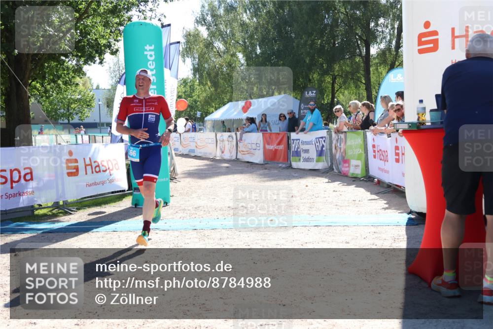07.09.2025 - 19. Norderstedt Triathlon Zöllner http://msf.ph/oto/8784988 07.09.2025 15:26:02 Ziel 366 meine-sportfotos.de