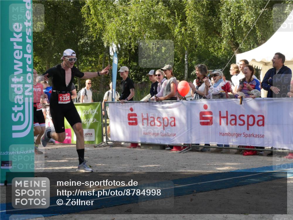 07.09.2025 - 19. Norderstedt Triathlon Zöllner http://msf.ph/oto/8784998 07.09.2025 12:31:21 Ziel 1320, 1372 meine-sportfotos.de