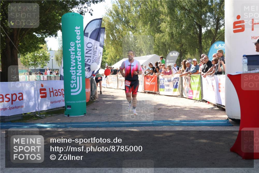 07.09.2025 - 19. Norderstedt Triathlon Zöllner http://msf.ph/oto/8785000 07.09.2025 13:13:07 Ziel 156, 1322 meine-sportfotos.de