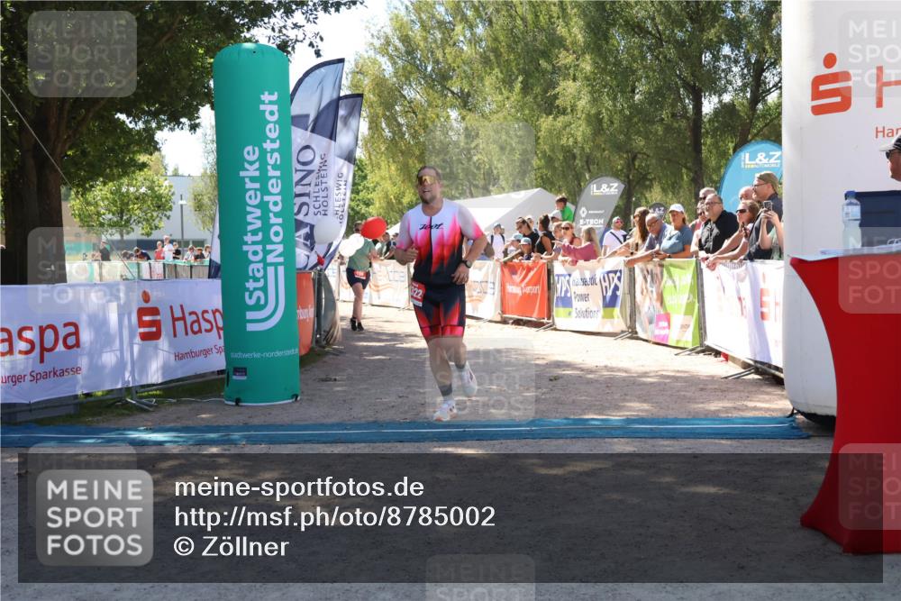07.09.2025 - 19. Norderstedt Triathlon Zöllner http://msf.ph/oto/8785002 07.09.2025 13:13:07 Ziel 156, 1322 meine-sportfotos.de