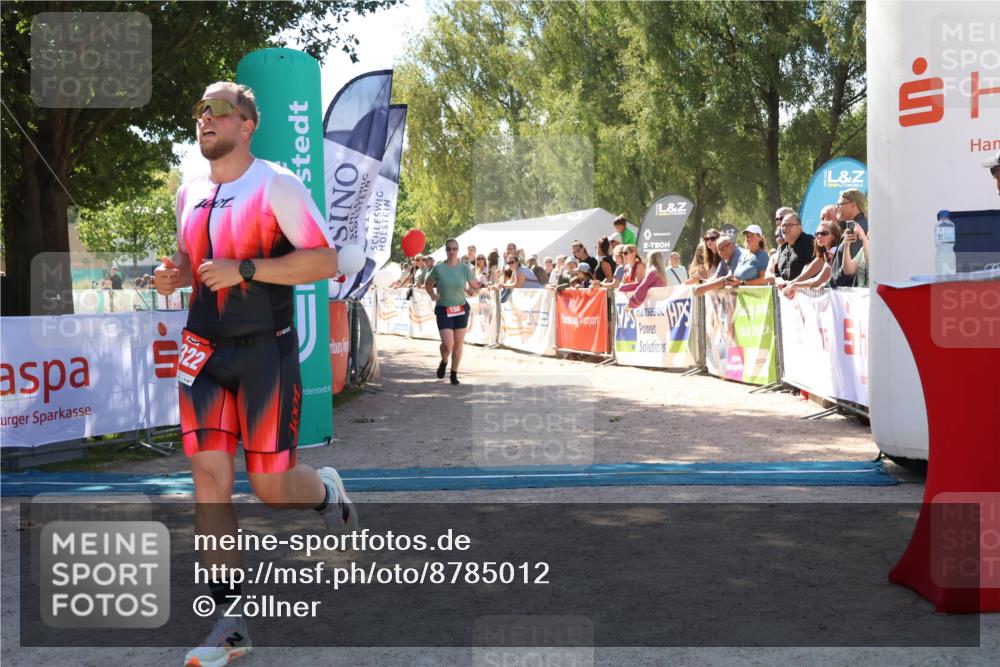 07.09.2025 - 19. Norderstedt Triathlon Zöllner http://msf.ph/oto/8785012 07.09.2025 13:13:09 Ziel 156, 1322 meine-sportfotos.de