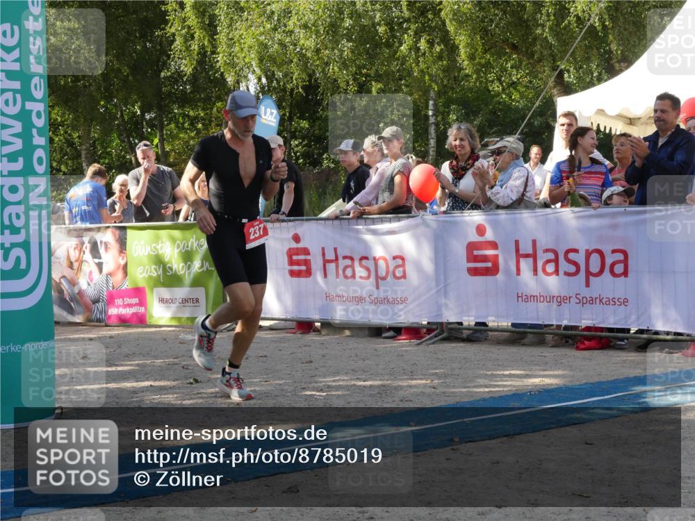 07.09.2025 - 19. Norderstedt Triathlon Zöllner http://msf.ph/oto/8785019 07.09.2025 12:31:44 Ziel 237 meine-sportfotos.de