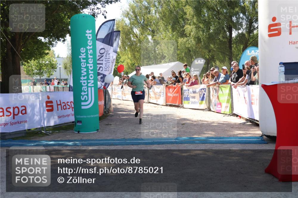 07.09.2025 - 19. Norderstedt Triathlon Zöllner http://msf.ph/oto/8785021 07.09.2025 13:13:10 Ziel 156, 1322 meine-sportfotos.de