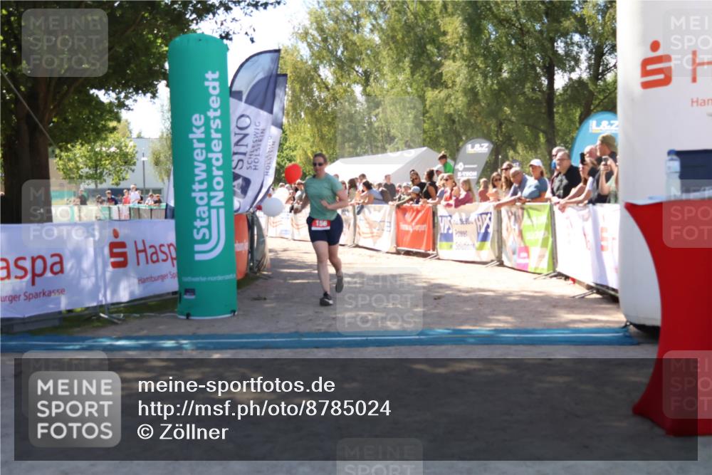 07.09.2025 - 19. Norderstedt Triathlon Zöllner http://msf.ph/oto/8785024 07.09.2025 13:13:10 Ziel 156, 1322 meine-sportfotos.de