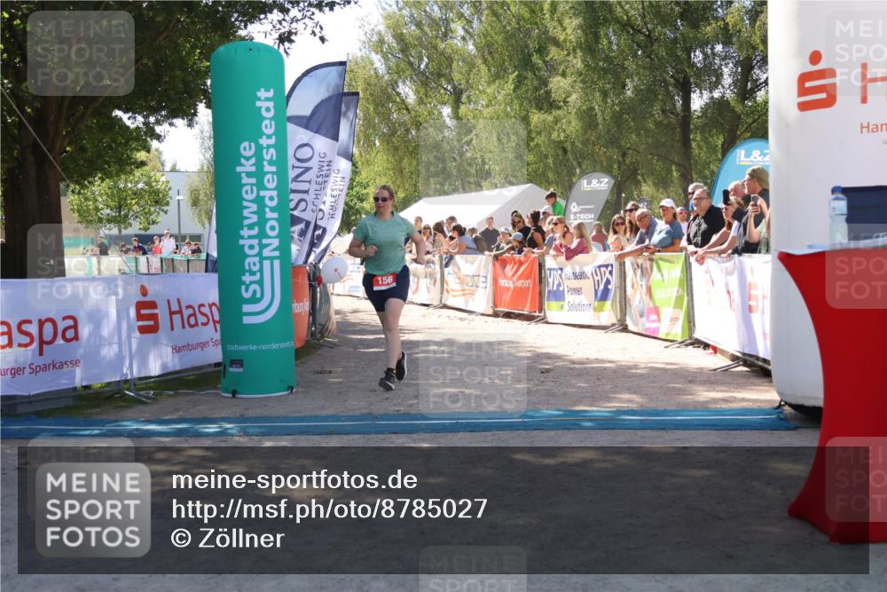 07.09.2025 - 19. Norderstedt Triathlon Zöllner http://msf.ph/oto/8785027 07.09.2025 13:13:11 Ziel 156, 1322 meine-sportfotos.de
