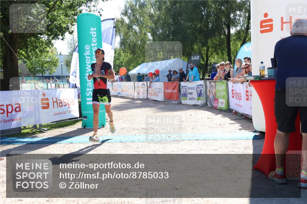 07.09.2025 - 19. Norderstedt Triathlon Zöllner http://msf.ph/oto/8785033 07.09.2025 15:26:20 Ziel 981 meine-sportfotos.de