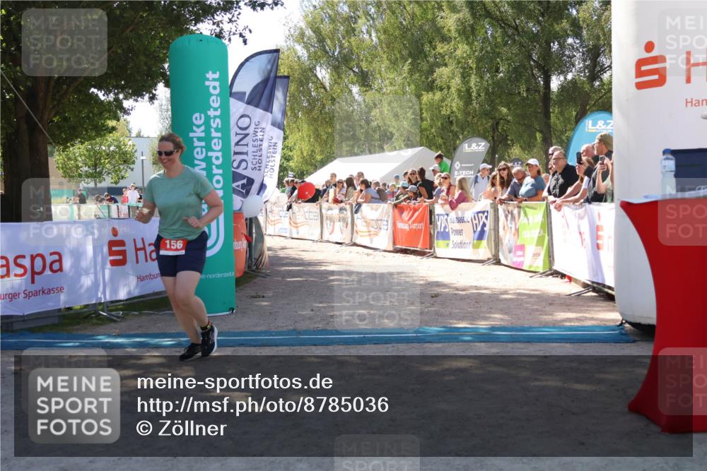 07.09.2025 - 19. Norderstedt Triathlon Zöllner http://msf.ph/oto/8785036 07.09.2025 13:13:12 Ziel 156, 1322 meine-sportfotos.de