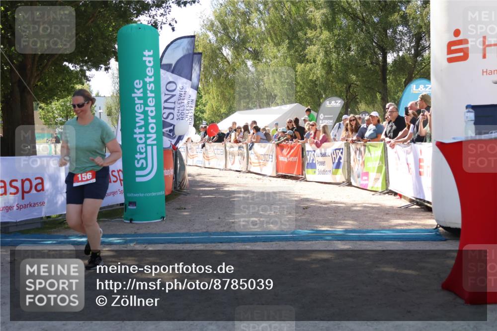 07.09.2025 - 19. Norderstedt Triathlon Zöllner http://msf.ph/oto/8785039 07.09.2025 13:13:12 Ziel 156, 1322 meine-sportfotos.de