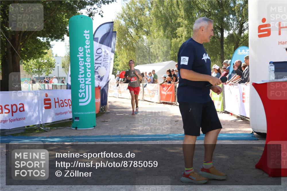 07.09.2025 - 19. Norderstedt Triathlon Zöllner http://msf.ph/oto/8785059 07.09.2025 13:13:36 Ziel 701 meine-sportfotos.de