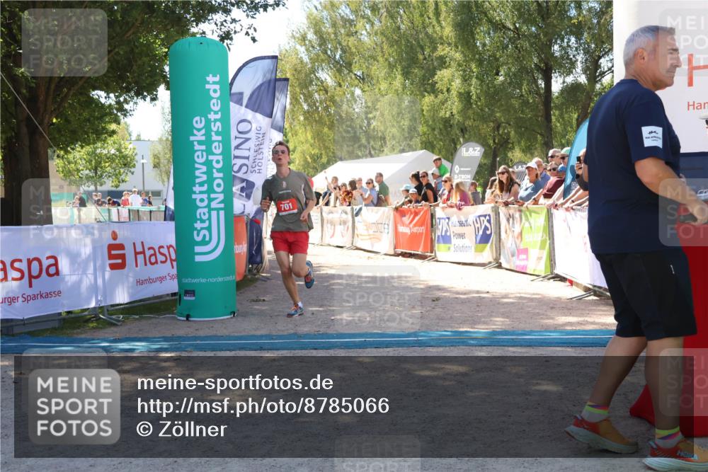 07.09.2025 - 19. Norderstedt Triathlon Zöllner http://msf.ph/oto/8785066 07.09.2025 13:13:37 Ziel 701 meine-sportfotos.de