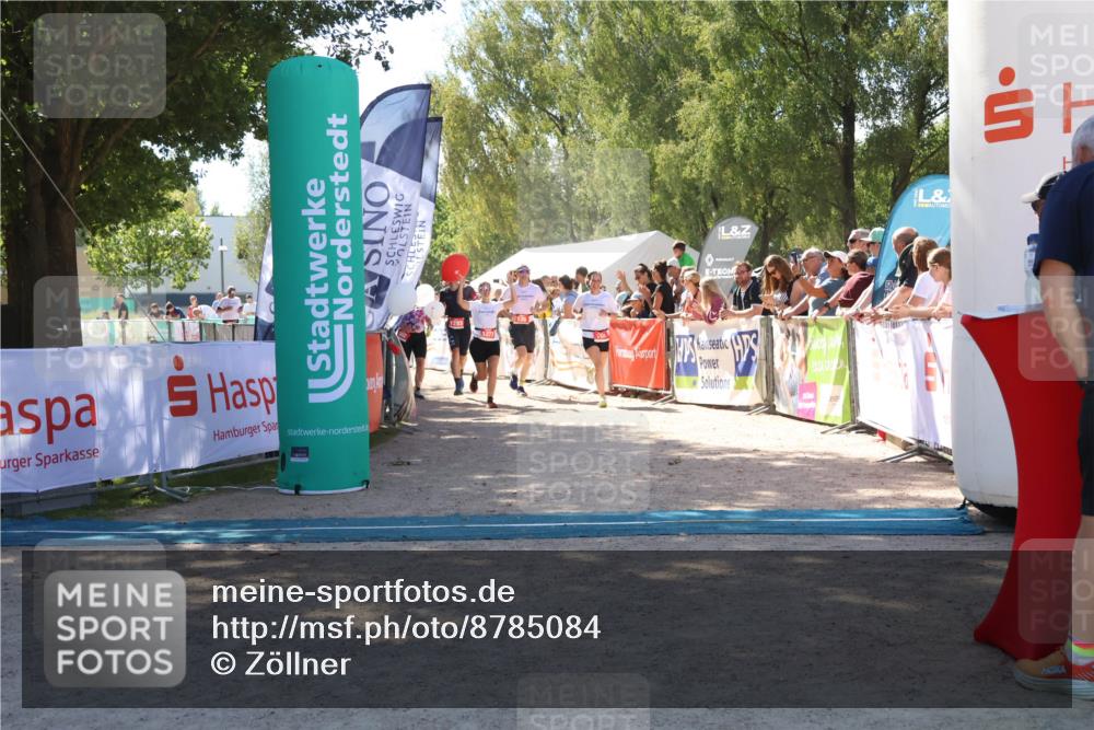07.09.2025 - 19. Norderstedt Triathlon Zöllner http://msf.ph/oto/8785084 07.09.2025 13:14:11 Ziel 139, 302, 780, 1277, 1293 meine-sportfotos.de
