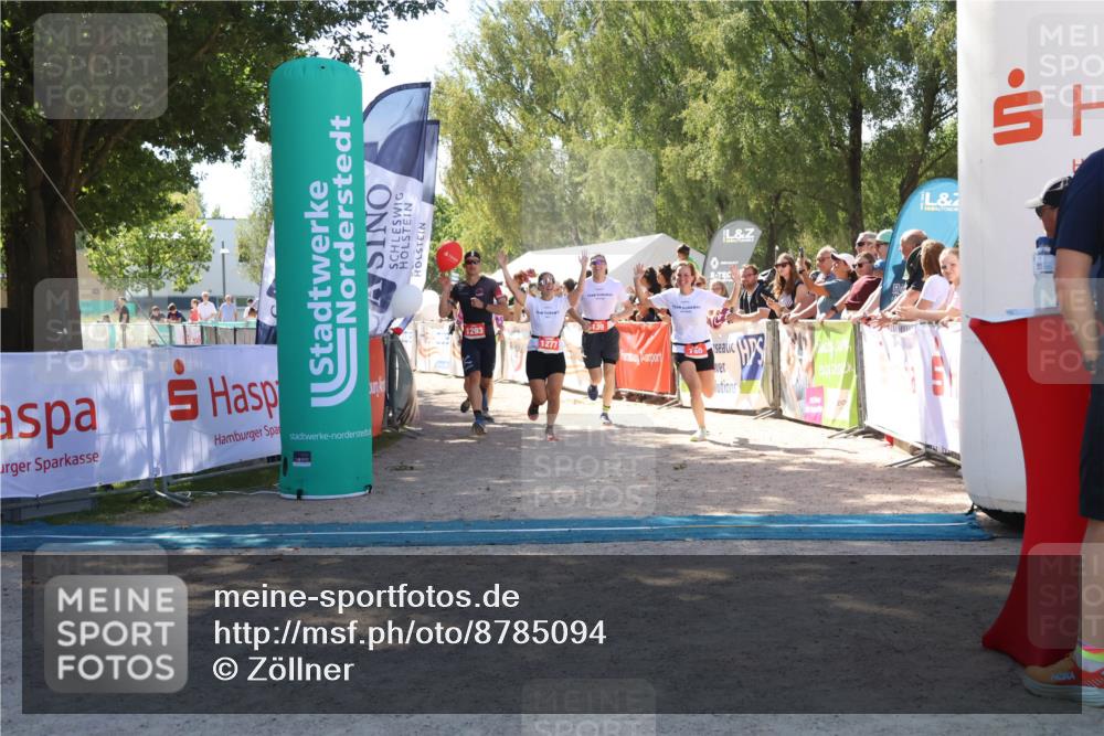07.09.2025 - 19. Norderstedt Triathlon Zöllner http://msf.ph/oto/8785094 07.09.2025 13:14:12 Ziel 139, 302, 780, 1277, 1293 meine-sportfotos.de