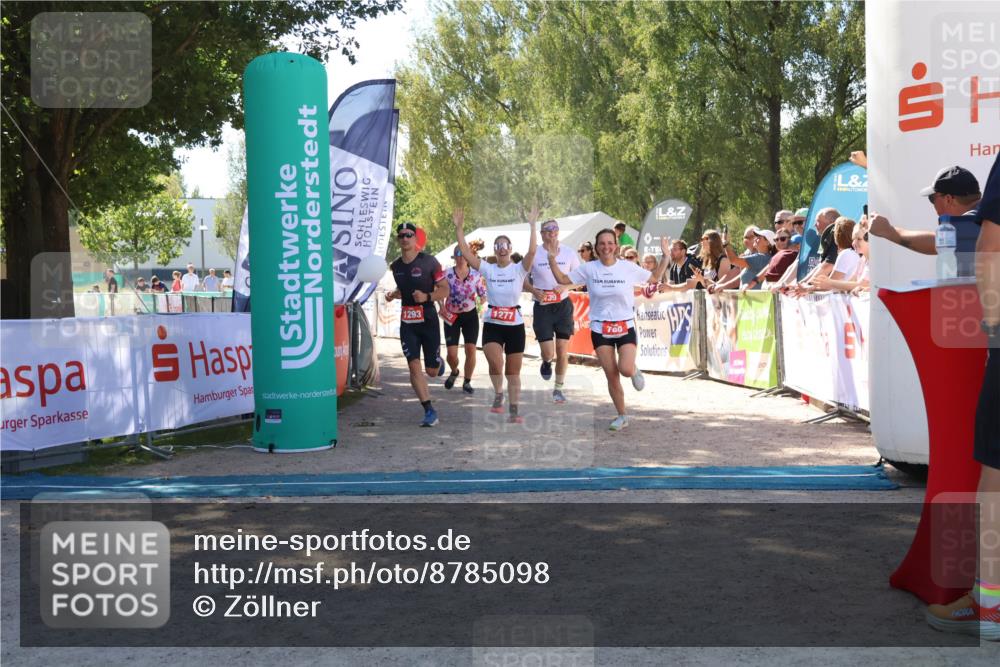 07.09.2025 - 19. Norderstedt Triathlon Zöllner http://msf.ph/oto/8785098 07.09.2025 13:14:13 Ziel 139, 302, 780, 1277, 1293 meine-sportfotos.de