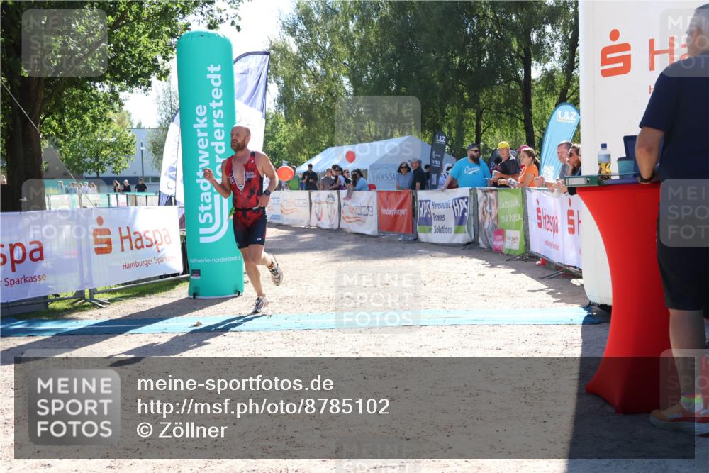 07.09.2025 - 19. Norderstedt Triathlon Zöllner http://msf.ph/oto/8785102 07.09.2025 15:28:17 Ziel 961 meine-sportfotos.de