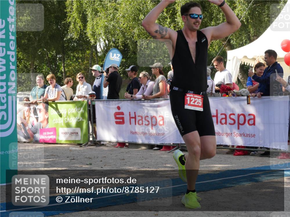 07.09.2025 - 19. Norderstedt Triathlon Zöllner http://msf.ph/oto/8785127 07.09.2025 12:34:22 Ziel 1225 meine-sportfotos.de