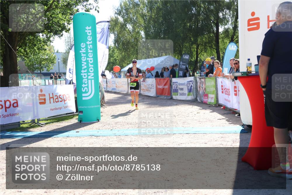 07.09.2025 - 19. Norderstedt Triathlon Zöllner http://msf.ph/oto/8785138 07.09.2025 15:28:28 Ziel 983 meine-sportfotos.de