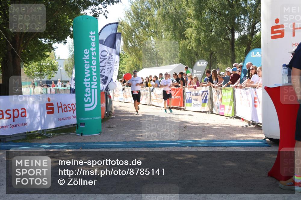 07.09.2025 - 19. Norderstedt Triathlon Zöllner http://msf.ph/oto/8785141 07.09.2025 13:14:18 Ziel 139, 302, 780, 827, 1277, 1293, 1398 meine-sportfotos.de