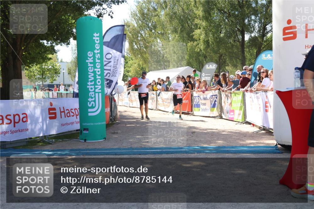 07.09.2025 - 19. Norderstedt Triathlon Zöllner http://msf.ph/oto/8785144 07.09.2025 13:14:18 Ziel 139, 302, 780, 827, 1277, 1293, 1398 meine-sportfotos.de