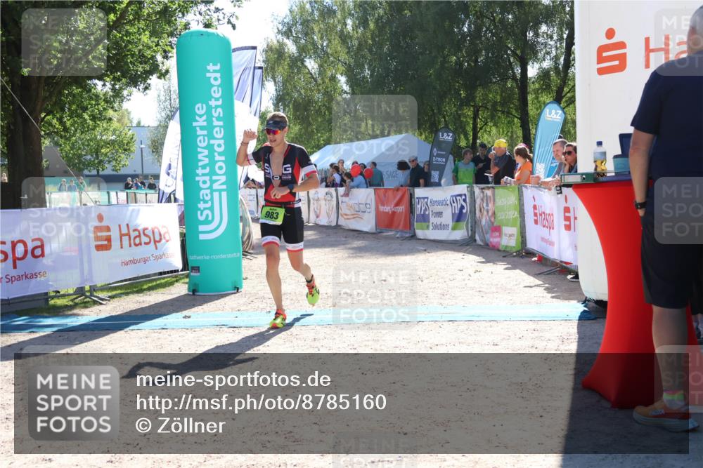 07.09.2025 - 19. Norderstedt Triathlon Zöllner http://msf.ph/oto/8785160 07.09.2025 15:28:30 Ziel 983 meine-sportfotos.de