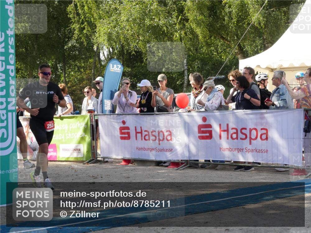 07.09.2025 - 19. Norderstedt Triathlon Zöllner http://msf.ph/oto/8785211 07.09.2025 12:37:36 Ziel 253, 861, 1244 meine-sportfotos.de