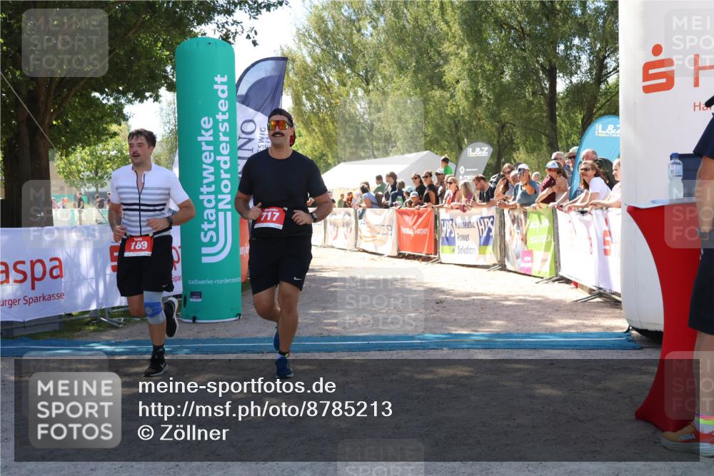 07.09.2025 - 19. Norderstedt Triathlon Zöllner http://msf.ph/oto/8785213 07.09.2025 13:14:49 Ziel 189, 717 meine-sportfotos.de