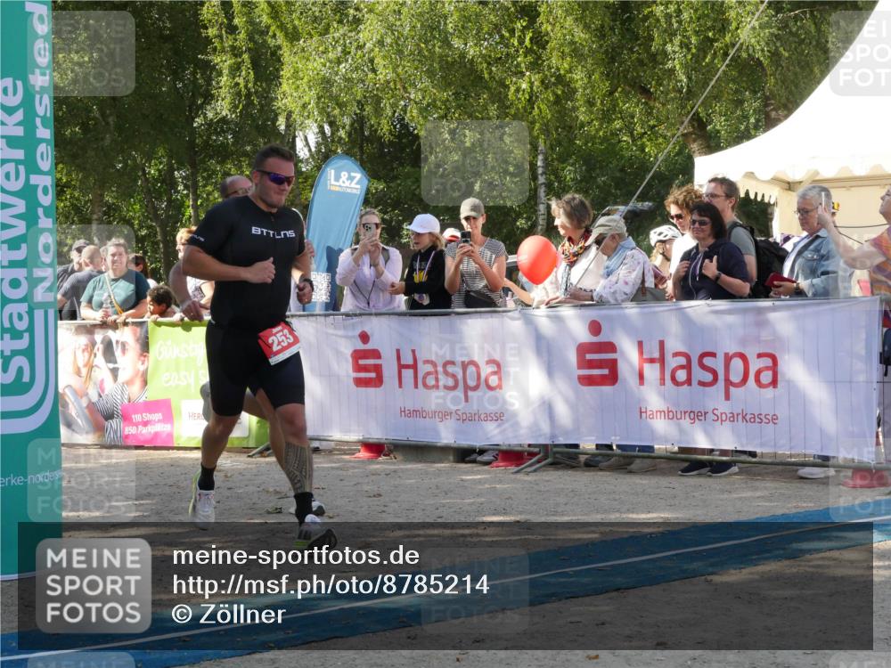 07.09.2025 - 19. Norderstedt Triathlon Zöllner http://msf.ph/oto/8785214 07.09.2025 12:37:37 Ziel 253, 719, 861, 1244 meine-sportfotos.de