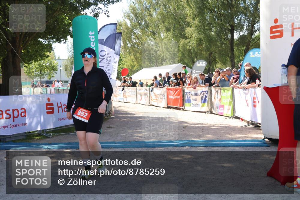 07.09.2025 - 19. Norderstedt Triathlon Zöllner http://msf.ph/oto/8785259 07.09.2025 13:15:09 Ziel 852 meine-sportfotos.de