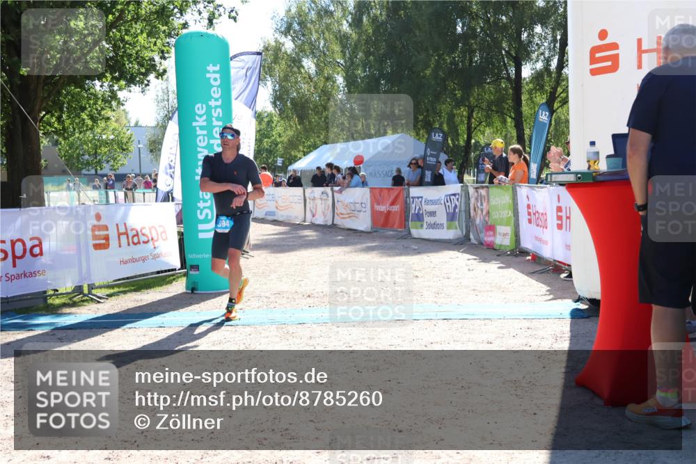 07.09.2025 - 19. Norderstedt Triathlon Zöllner http://msf.ph/oto/8785260 07.09.2025 15:29:22 Ziel 394, 990 meine-sportfotos.de