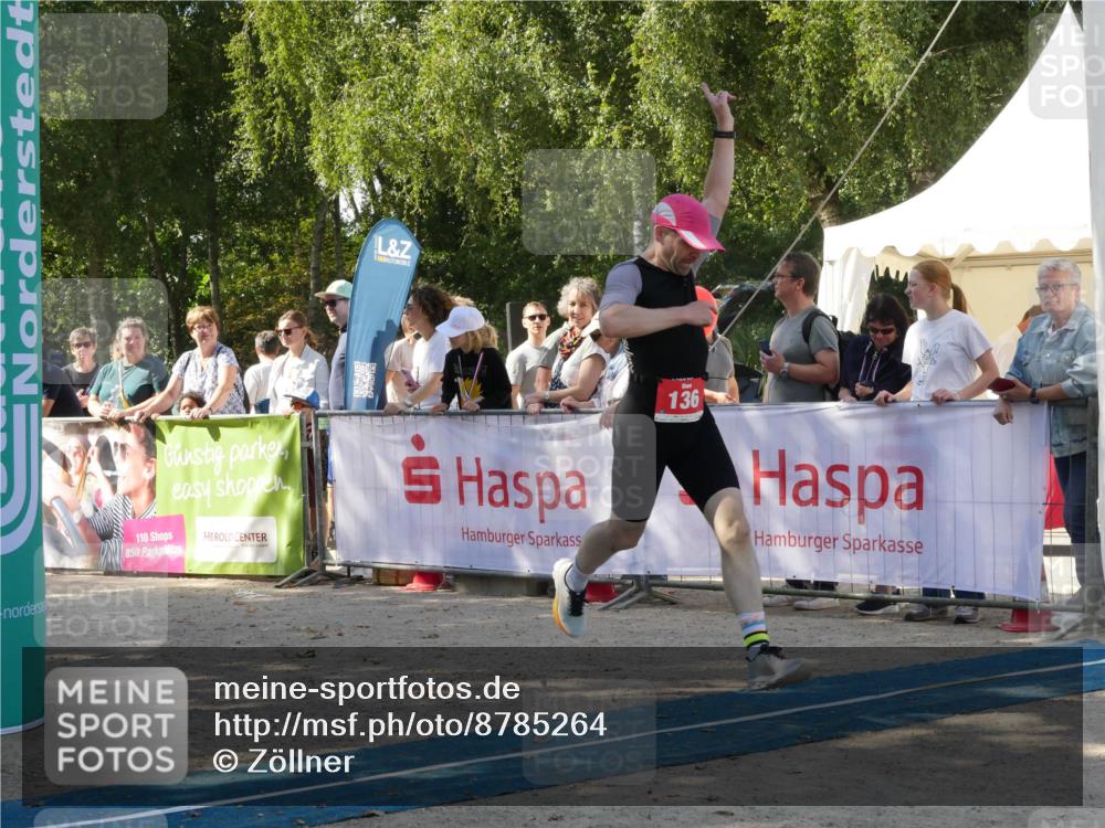 07.09.2025 - 19. Norderstedt Triathlon Zöllner http://msf.ph/oto/8785264 07.09.2025 12:38:31 Ziel 136, 859 meine-sportfotos.de