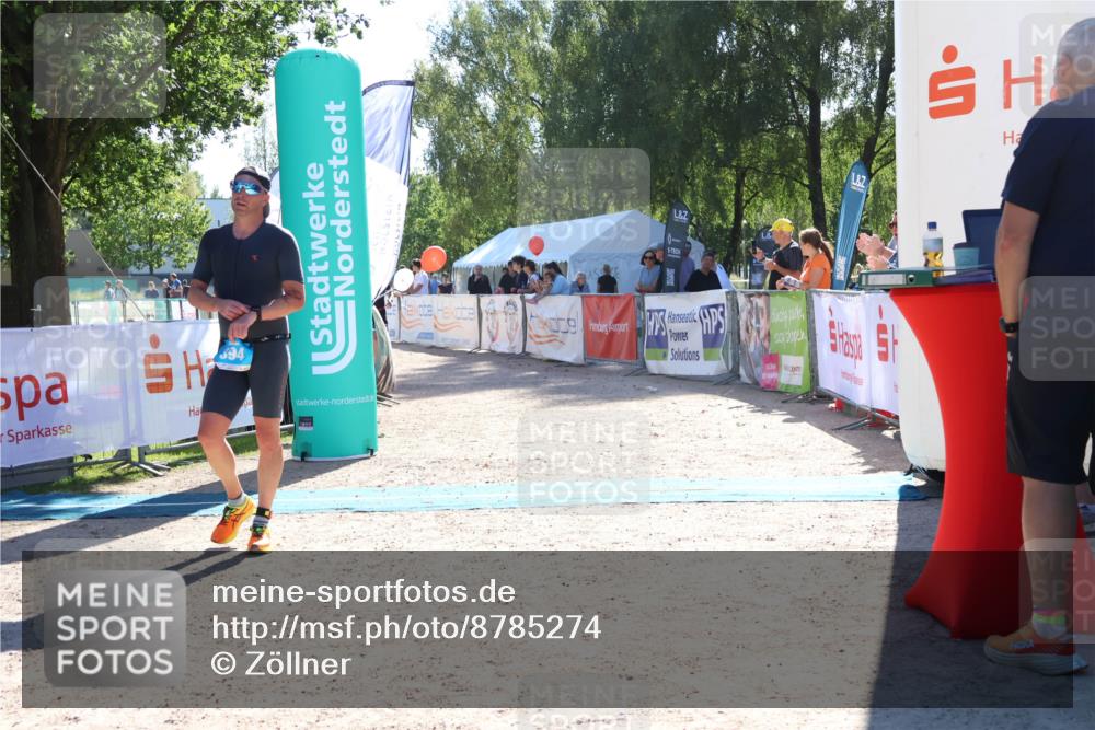 07.09.2025 - 19. Norderstedt Triathlon Zöllner http://msf.ph/oto/8785274 07.09.2025 15:29:23 Ziel 394, 990 meine-sportfotos.de