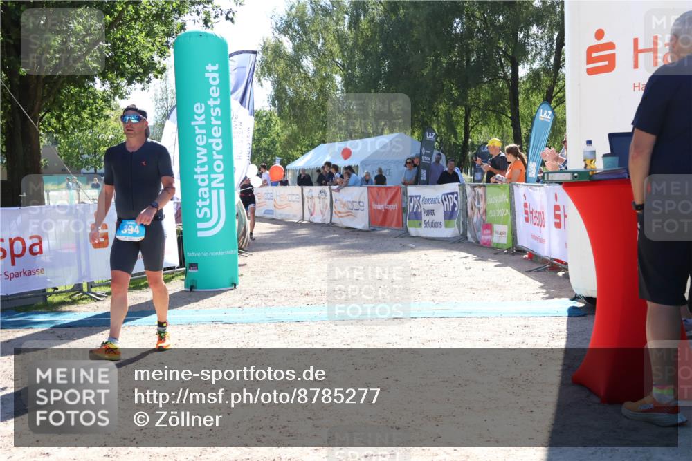 07.09.2025 - 19. Norderstedt Triathlon Zöllner http://msf.ph/oto/8785277 07.09.2025 15:29:23 Ziel 394, 990 meine-sportfotos.de