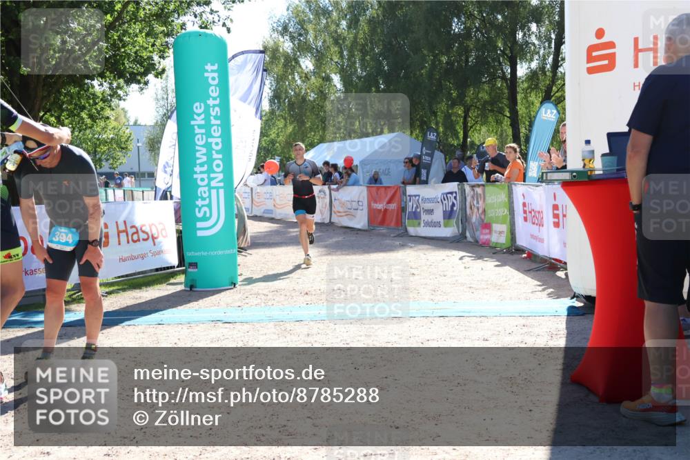 07.09.2025 - 19. Norderstedt Triathlon Zöllner http://msf.ph/oto/8785288 07.09.2025 15:29:25 Ziel 394, 990 meine-sportfotos.de