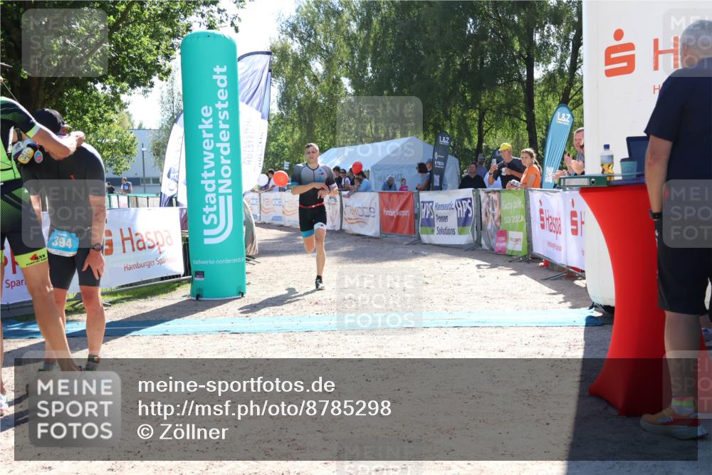07.09.2025 - 19. Norderstedt Triathlon Zöllner http://msf.ph/oto/8785298 07.09.2025 15:29:25 Ziel 394, 990 meine-sportfotos.de