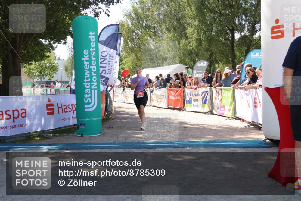 07.09.2025 - 19. Norderstedt Triathlon Zöllner http://msf.ph/oto/8785309 07.09.2025 13:15:17 Ziel 176, 1382 meine-sportfotos.de