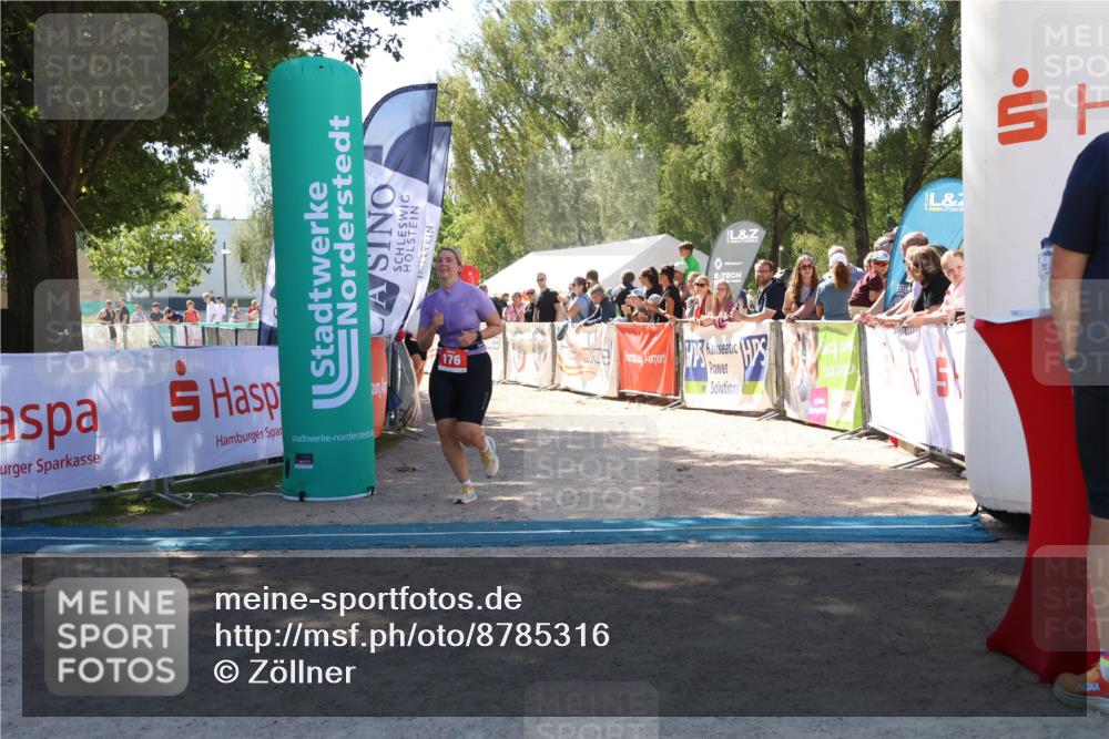 07.09.2025 - 19. Norderstedt Triathlon Zöllner http://msf.ph/oto/8785316 07.09.2025 13:15:18 Ziel 176, 1382 meine-sportfotos.de