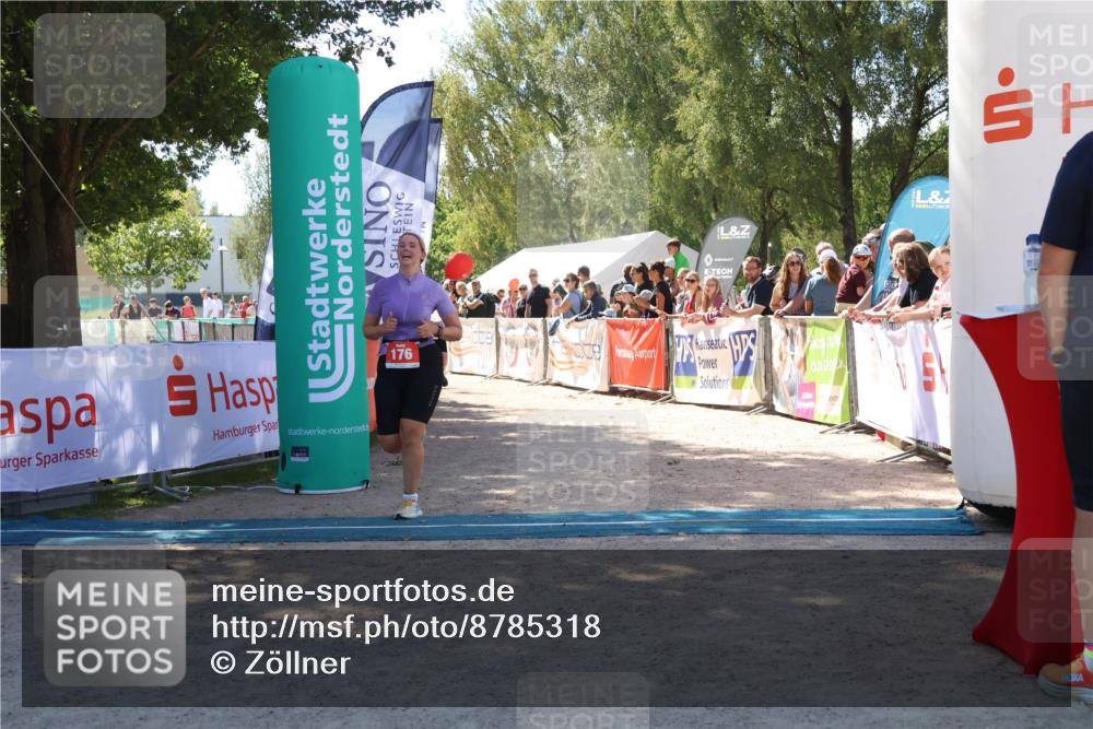 07.09.2025 - 19. Norderstedt Triathlon Zöllner http://msf.ph/oto/8785318 07.09.2025 13:15:18 Ziel 176, 1382 meine-sportfotos.de