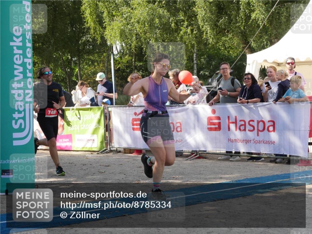 07.09.2025 - 19. Norderstedt Triathlon Zöllner http://msf.ph/oto/8785334 07.09.2025 12:40:16 Ziel 748, 763, 767, 778, 1239 meine-sportfotos.de