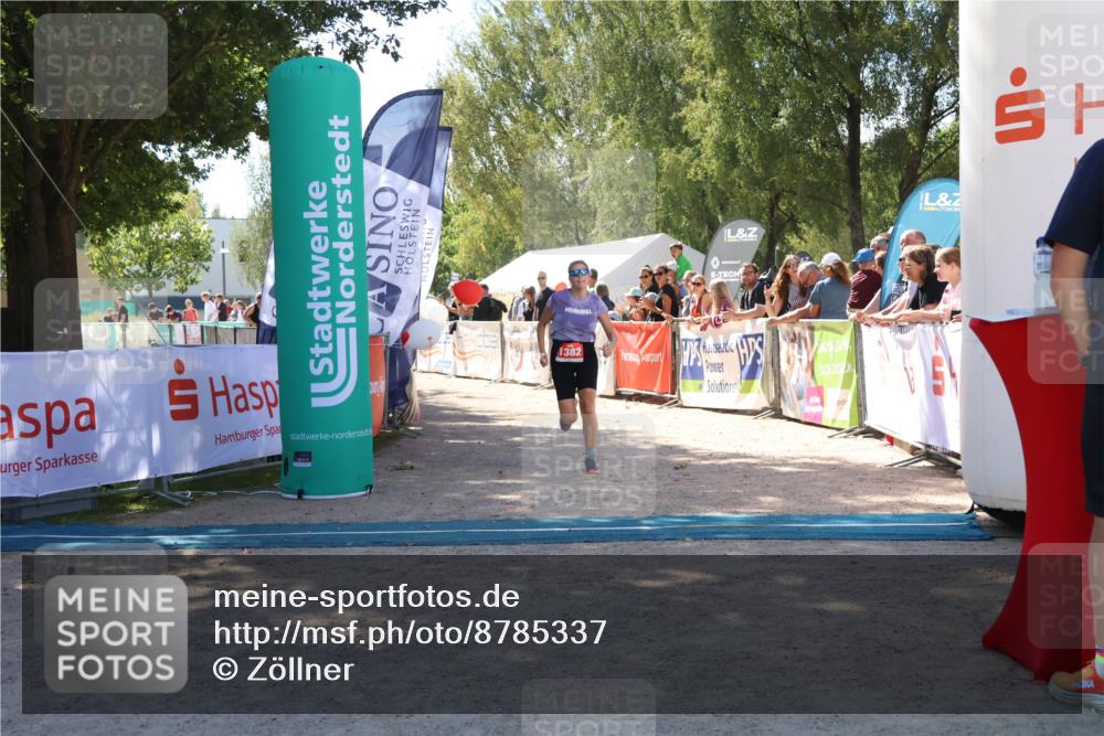 07.09.2025 - 19. Norderstedt Triathlon Zöllner http://msf.ph/oto/8785337 07.09.2025 13:15:21 Ziel 176, 1382 meine-sportfotos.de