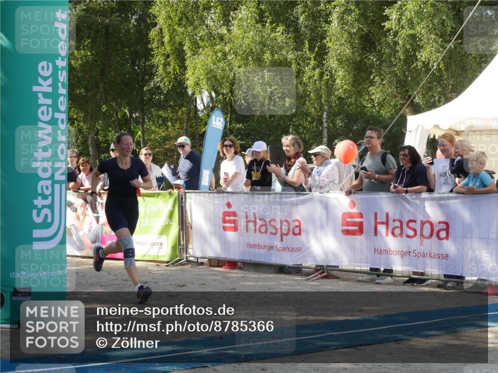 07.09.2025 - 19. Norderstedt Triathlon Zöllner http://msf.ph/oto/8785366 07.09.2025 12:40:39 Ziel 286 meine-sportfotos.de
