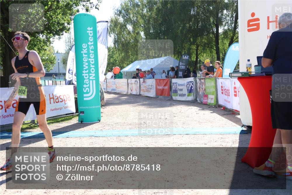 07.09.2025 - 19. Norderstedt Triathlon Zöllner http://msf.ph/oto/8785418 07.09.2025 15:29:53 Ziel 1002 meine-sportfotos.de