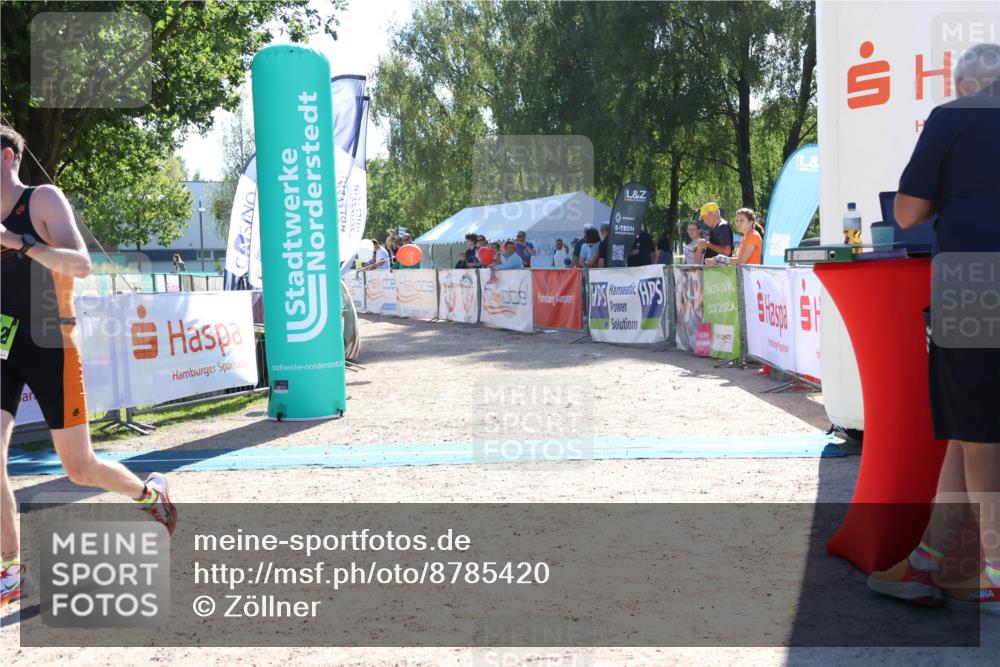 07.09.2025 - 19. Norderstedt Triathlon Zöllner http://msf.ph/oto/8785420 07.09.2025 15:29:54 Ziel 1002 meine-sportfotos.de